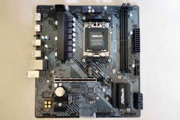 ASRock A620M-HDV/M.2+